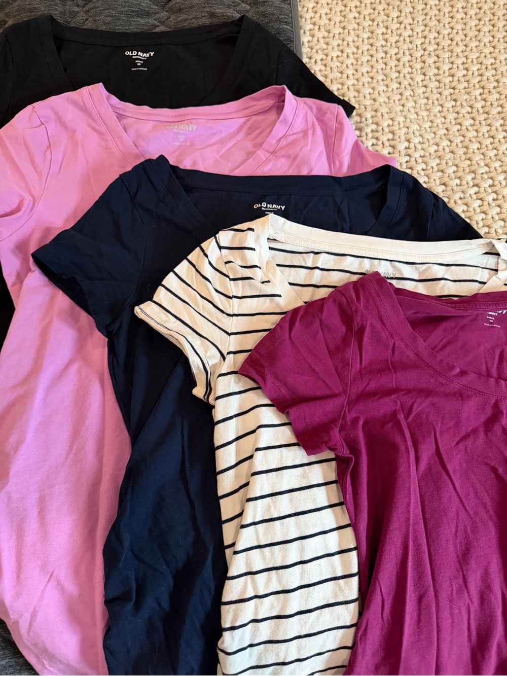 5 Maternity Fitted Ruched T-shirts
